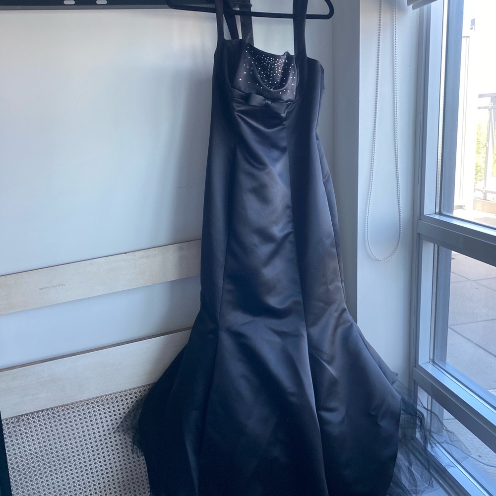 Jessica McClintock Black Hourglass Dress - New
